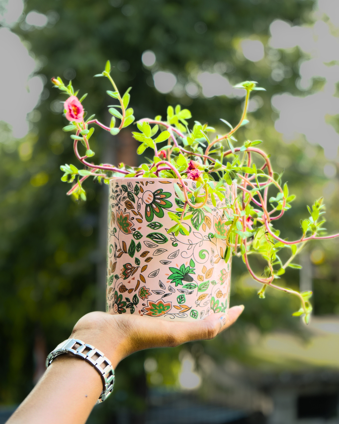 Verdant Vines Plant Pot